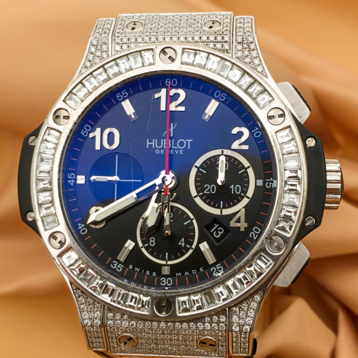 宇舶表bigbang系列301sx130rx外壳后镶t方满钻