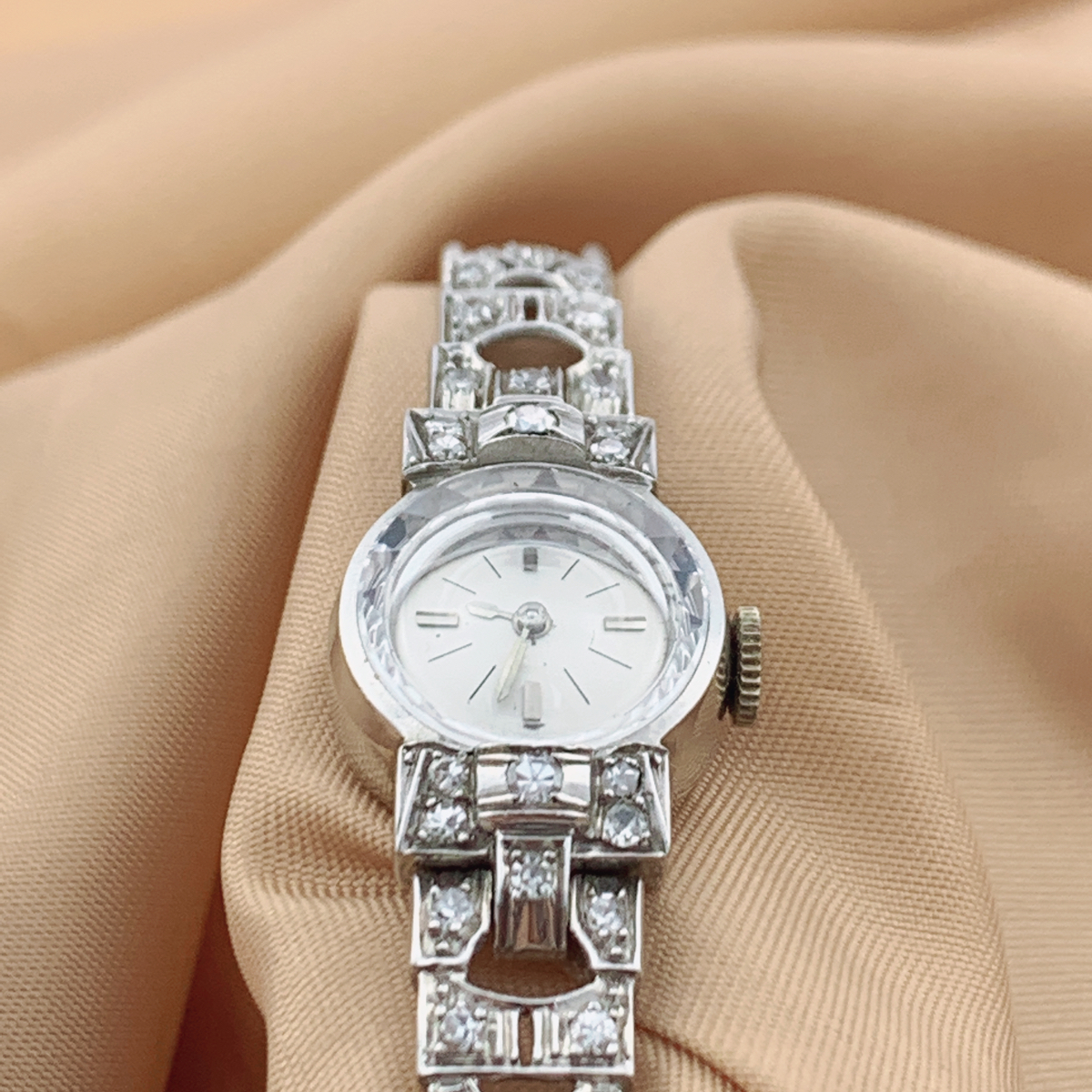 pt铂金满钻机械珠宝女表重27克共80分钻石