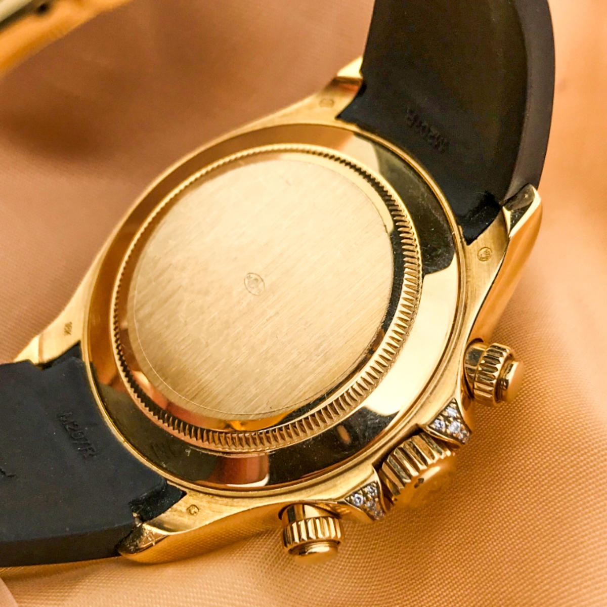 劳力士迪通拿116518后加彩虹钻,18k黄金,95新单表