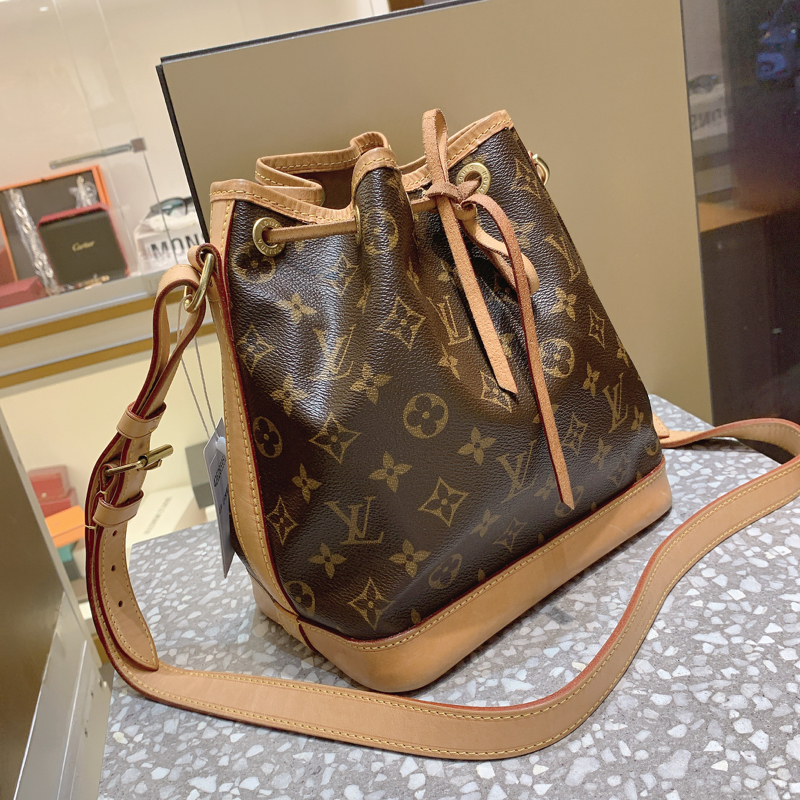 9成新 lv路易威登noe 经典bb老花水桶包